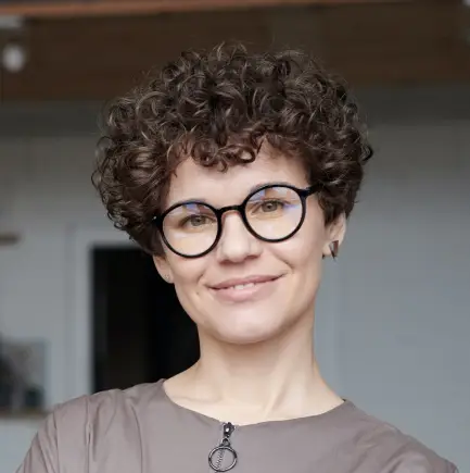 Jennifer R.